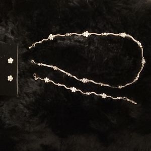 Avon Silvertone Swirl Floret Giftset 🌸🌸